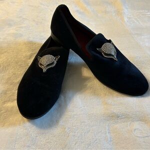 Black velvet loafers with rhinestone fox buckle accent size 10 special occasion